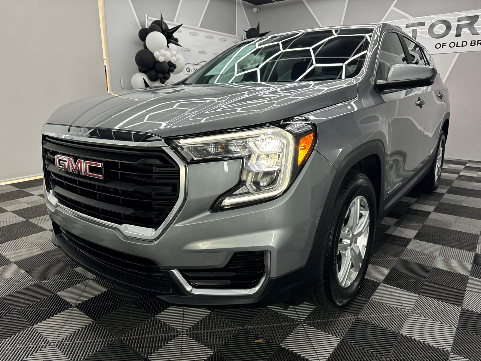 2024 GMC Terrain  17