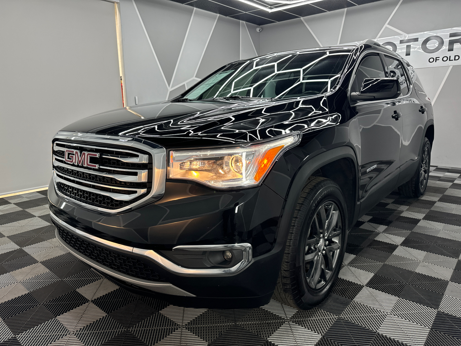 2019 GMC Acadia  1