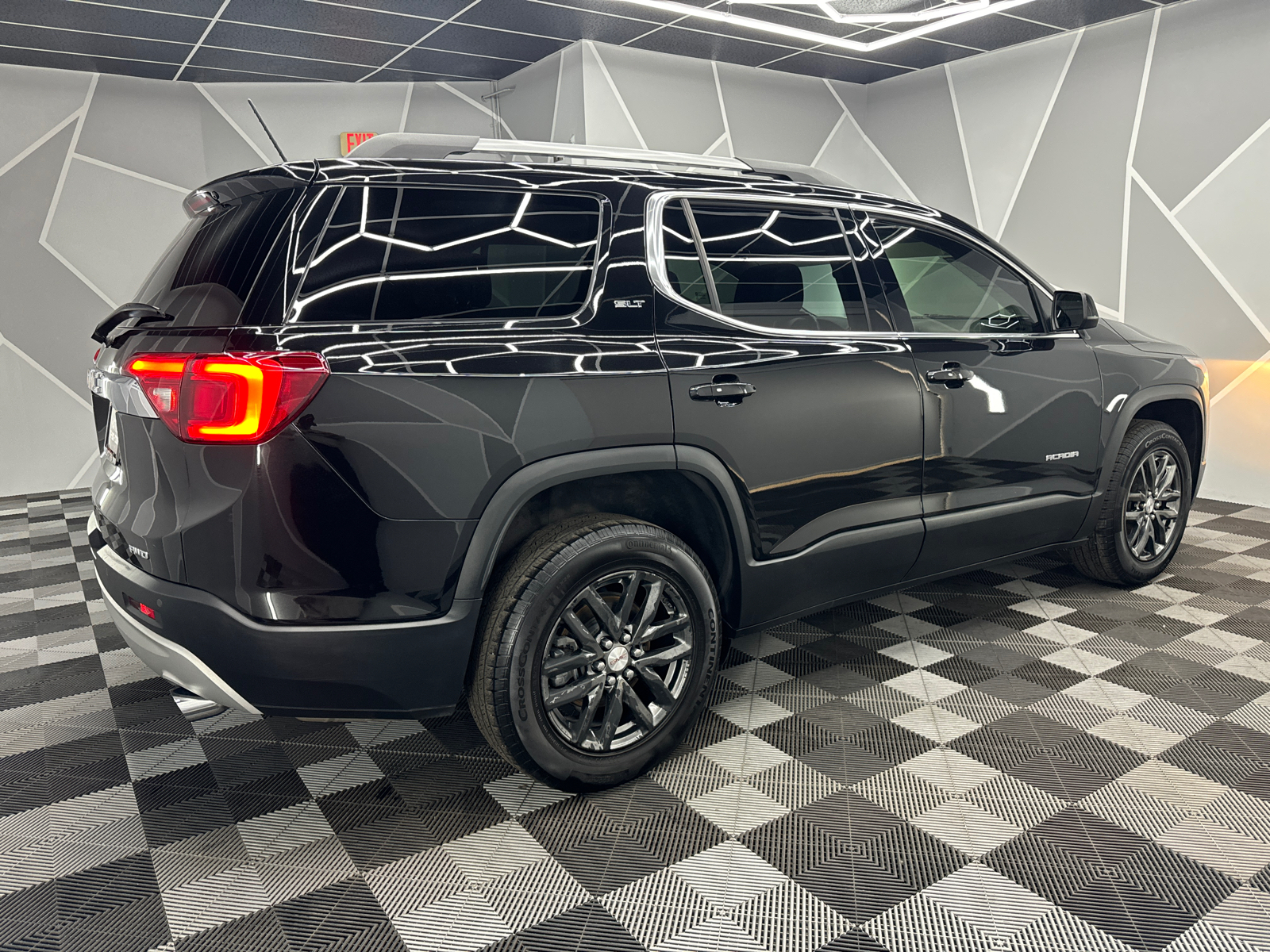 2019 GMC Acadia  10