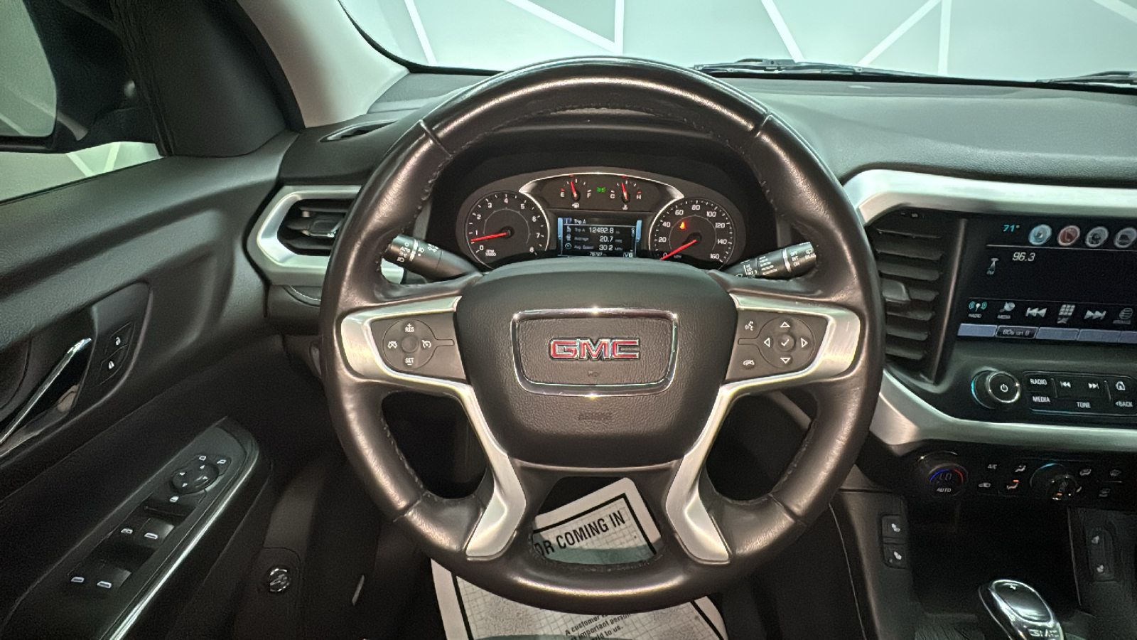 2019 GMC Acadia  43