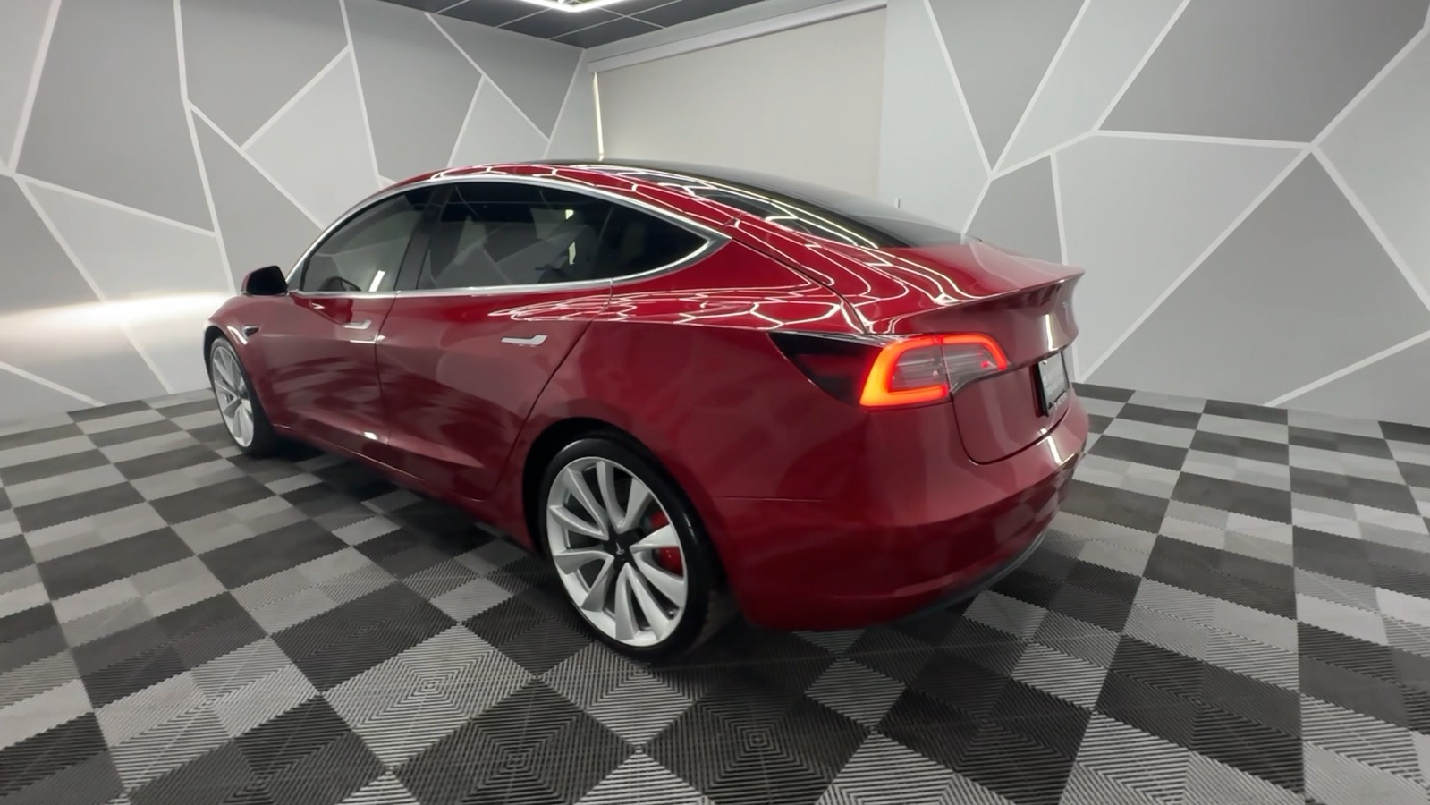 2019 Tesla Model 3 Long Range Sedan 4D 6
