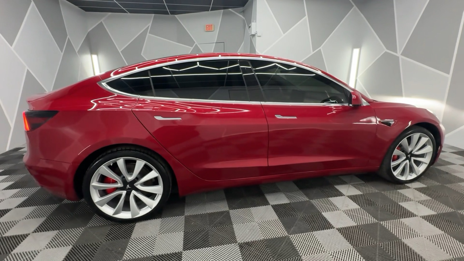 2019 Tesla Model 3 Long Range Sedan 4D 11