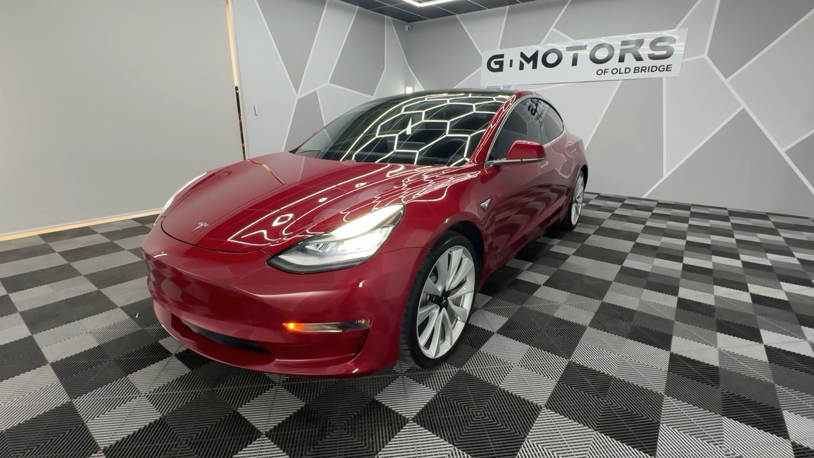 2019 Tesla Model 3 Long Range Sedan 4D 18