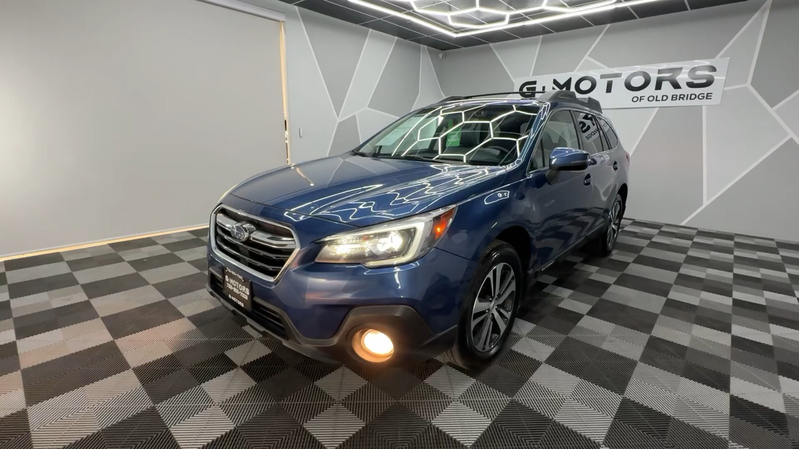 2019 Subaru Outback 3.6R Limited Wagon 4D 1