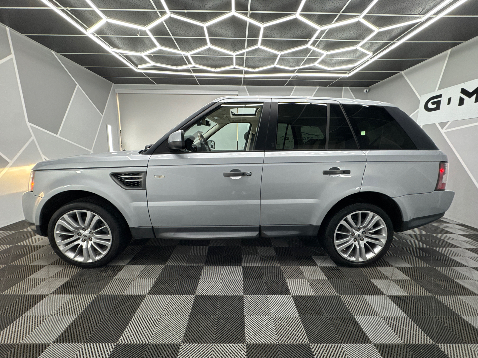 2010 Land Rover Range Rover Sport  3