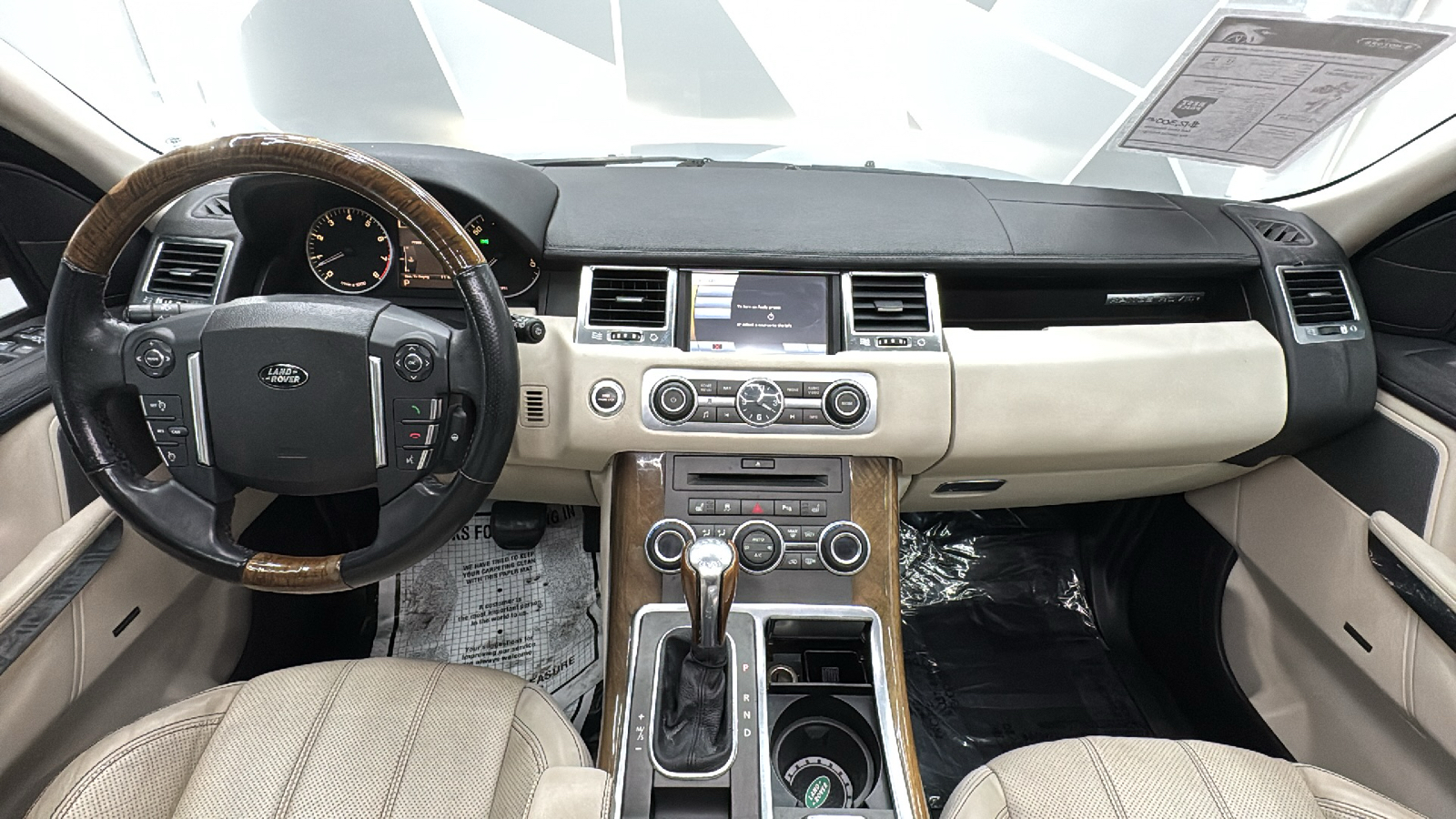 2010 Land Rover Range Rover Sport  40