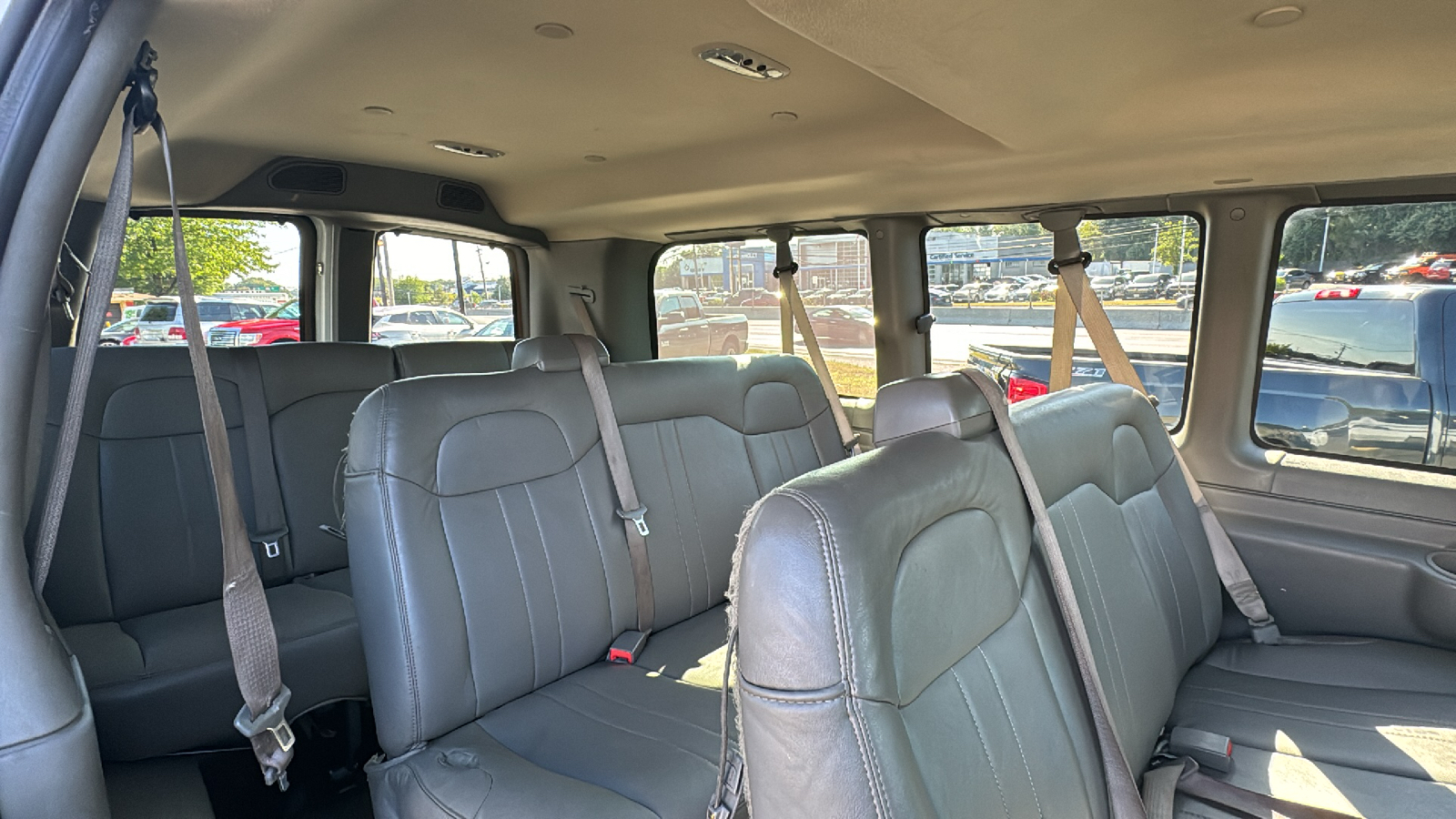 2020 Chevrolet Express 2500 Passenger LS Van 3D 27