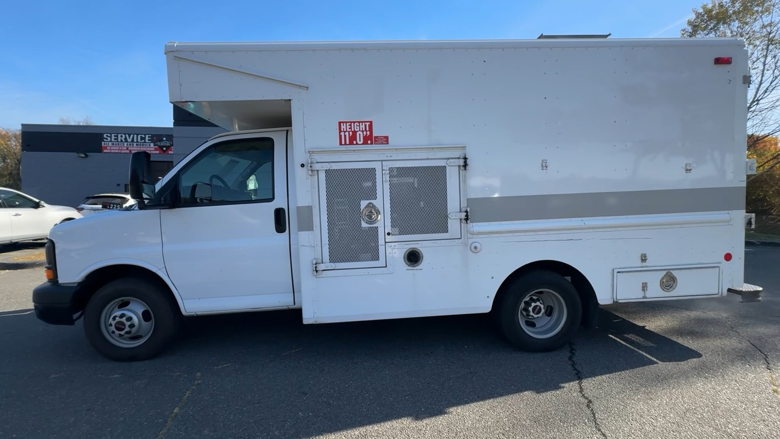 2008 GMC Savana Commercial Cutaway Cab-Chassis Van 2D 4