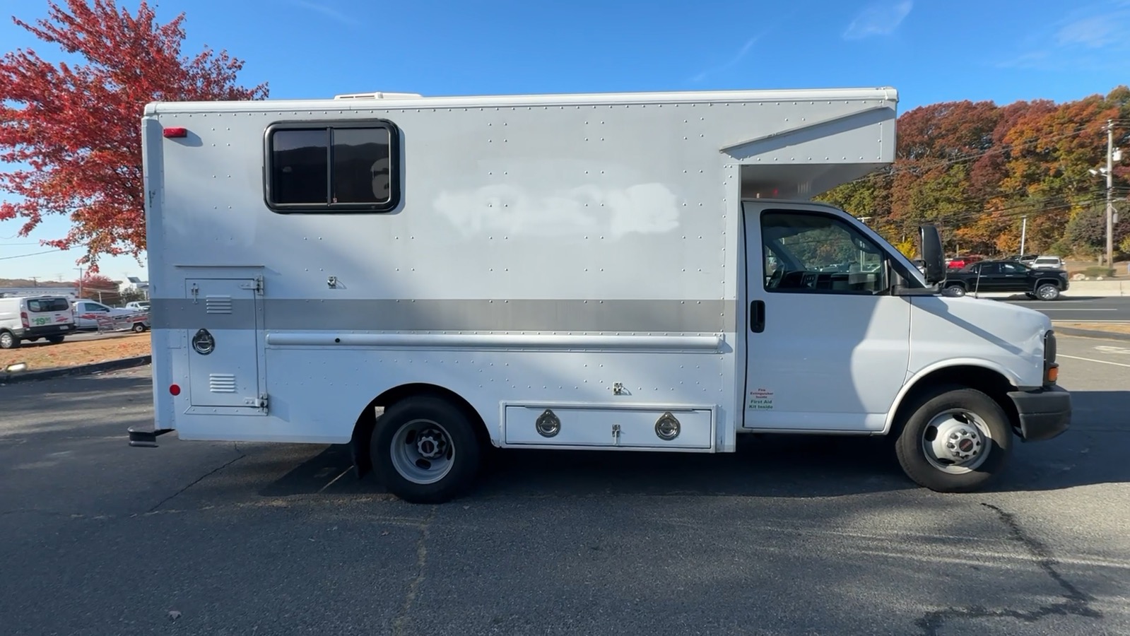 2008 GMC Savana Commercial Cutaway Cab-Chassis Van 2D 12