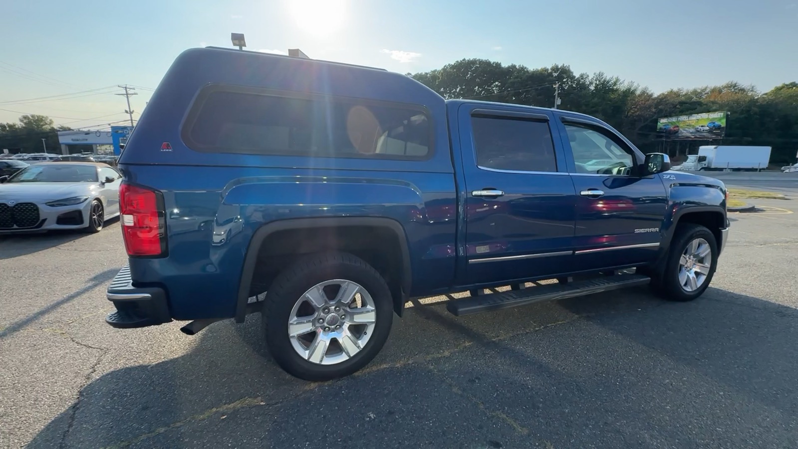 2015 GMC Sierra 1500 Crew Cab SLT Pickup 4D 6 1/2 ft 8