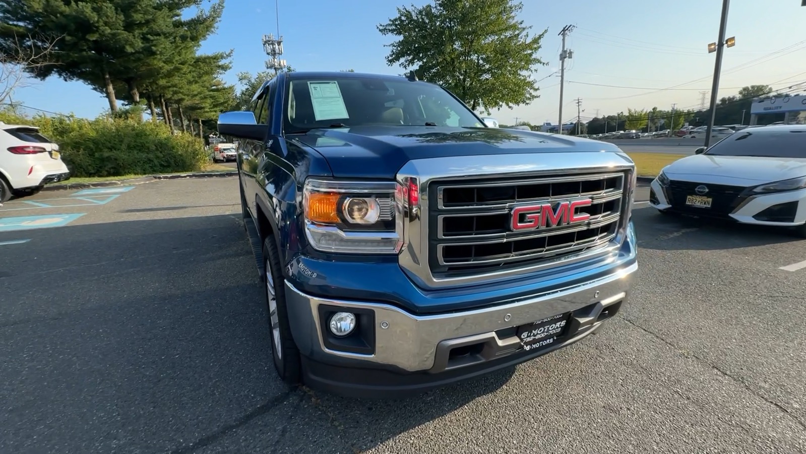 2015 GMC Sierra 1500 Crew Cab SLT Pickup 4D 6 1/2 ft 11