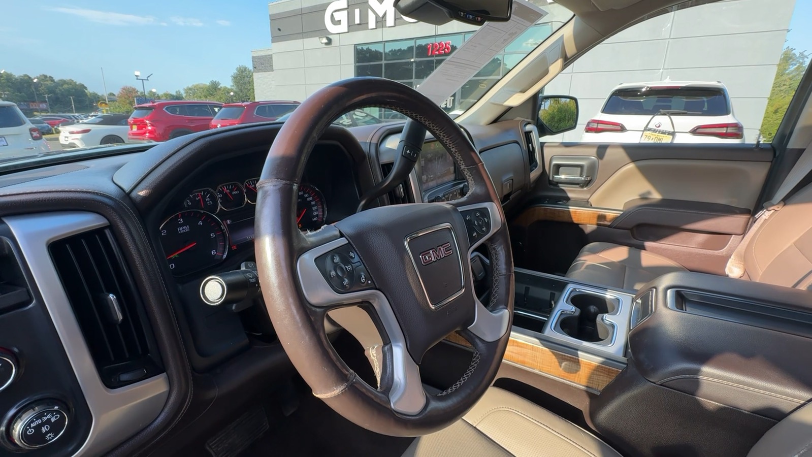 2015 GMC Sierra 1500 Crew Cab SLT Pickup 4D 6 1/2 ft 36