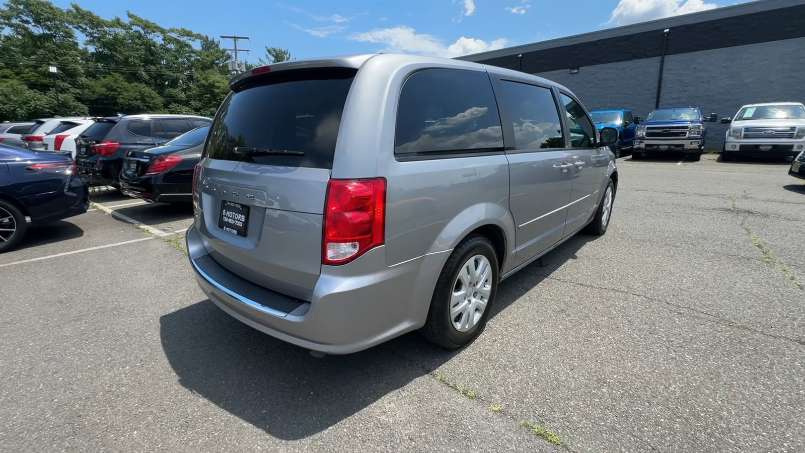 2014 Dodge Grand Caravan Passenger SE Minivan 4D 11