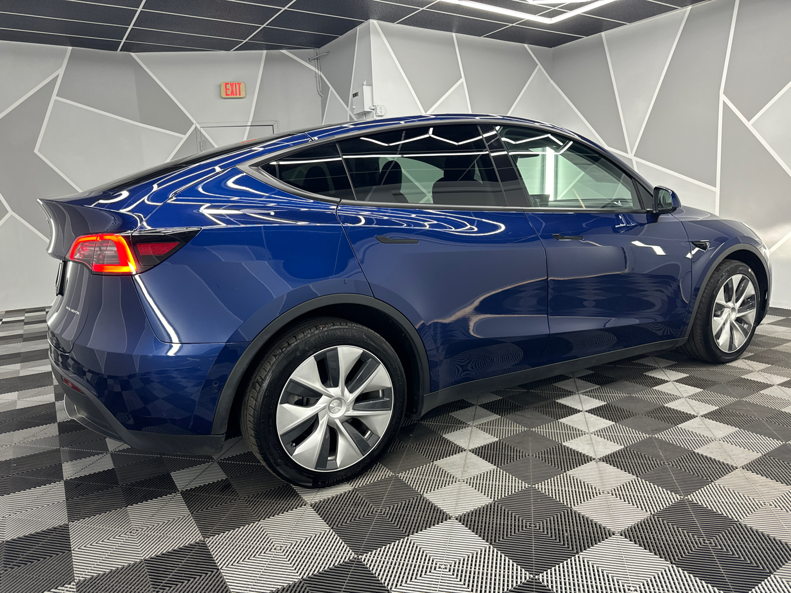 2021 Tesla Model Y  10