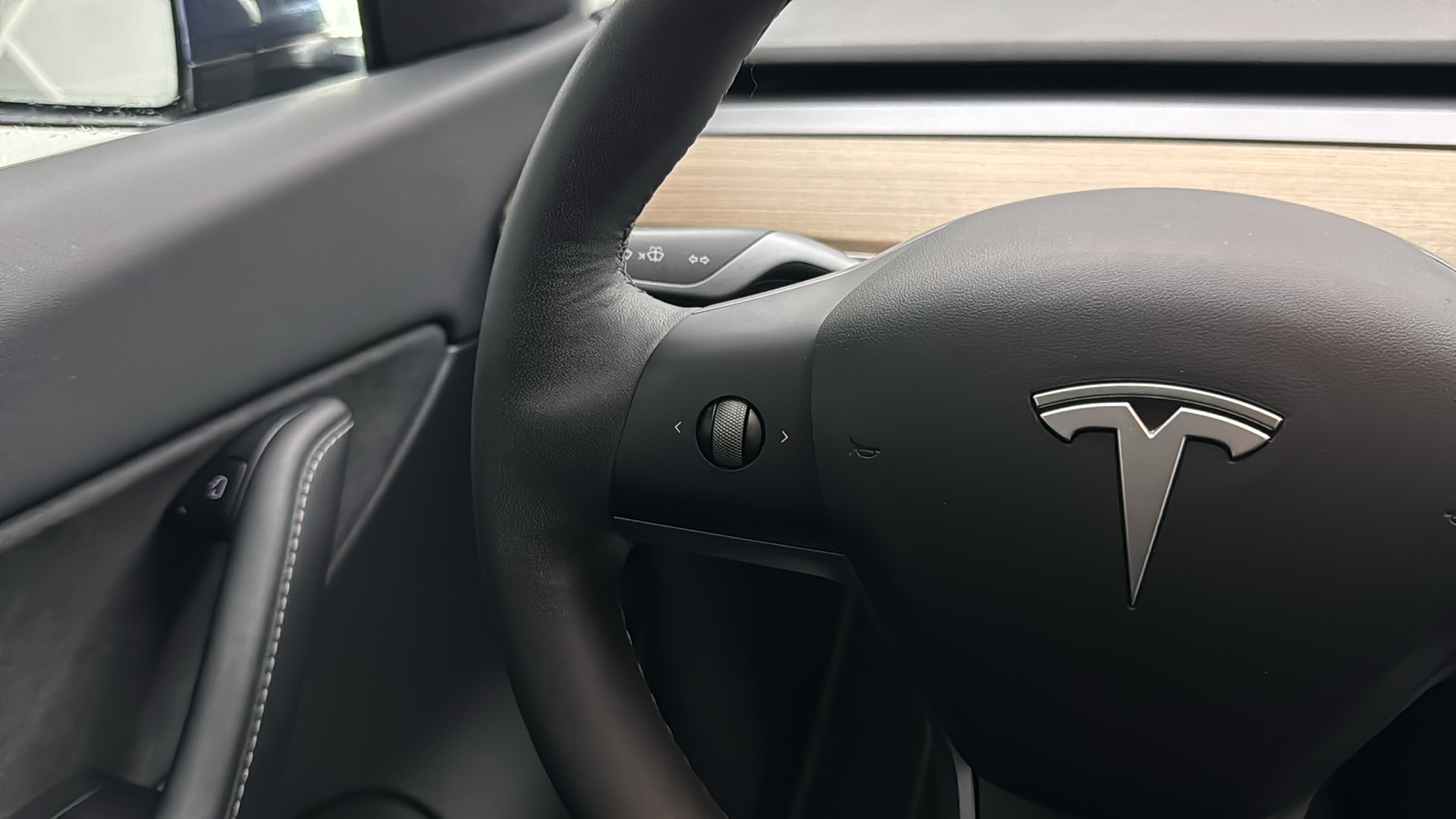 2021 Tesla Model Y  47