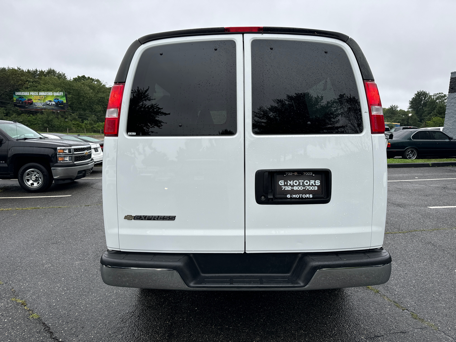 2019 Chevrolet Express 3500 Passenger LT Extended Van 3D 7