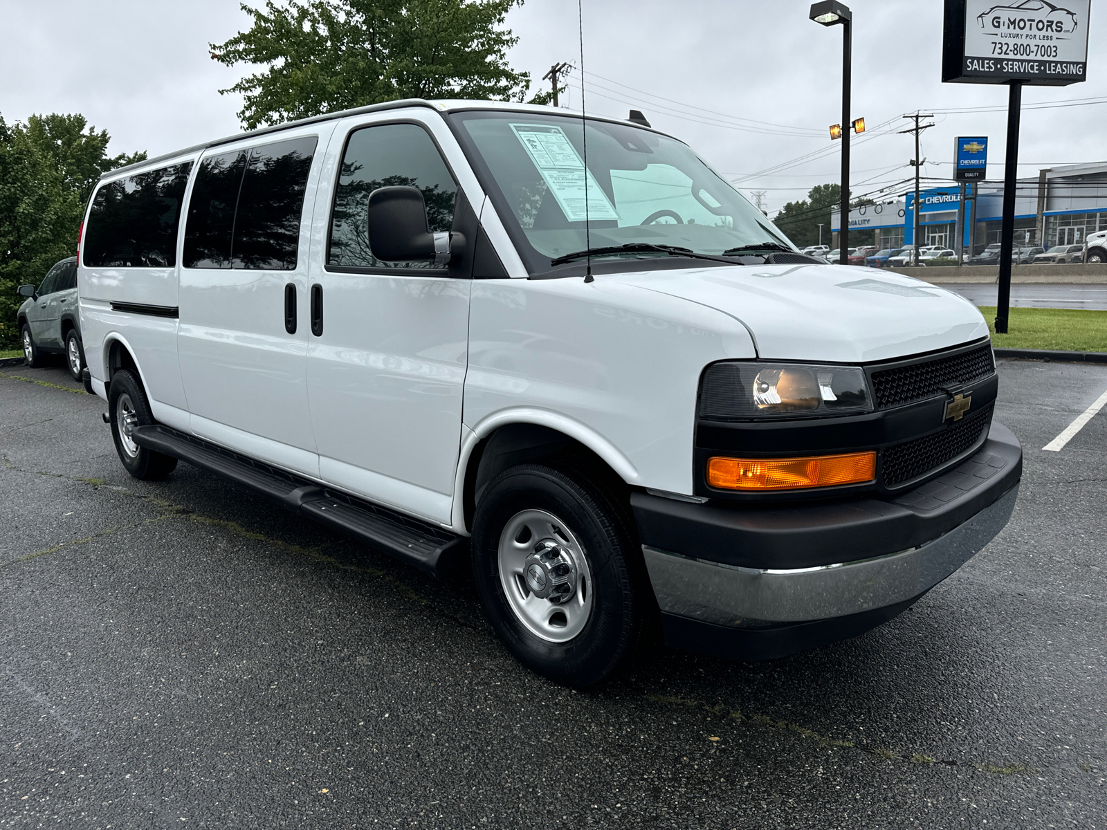 2019 Chevrolet Express 3500 Passenger LT Extended Van 3D 13