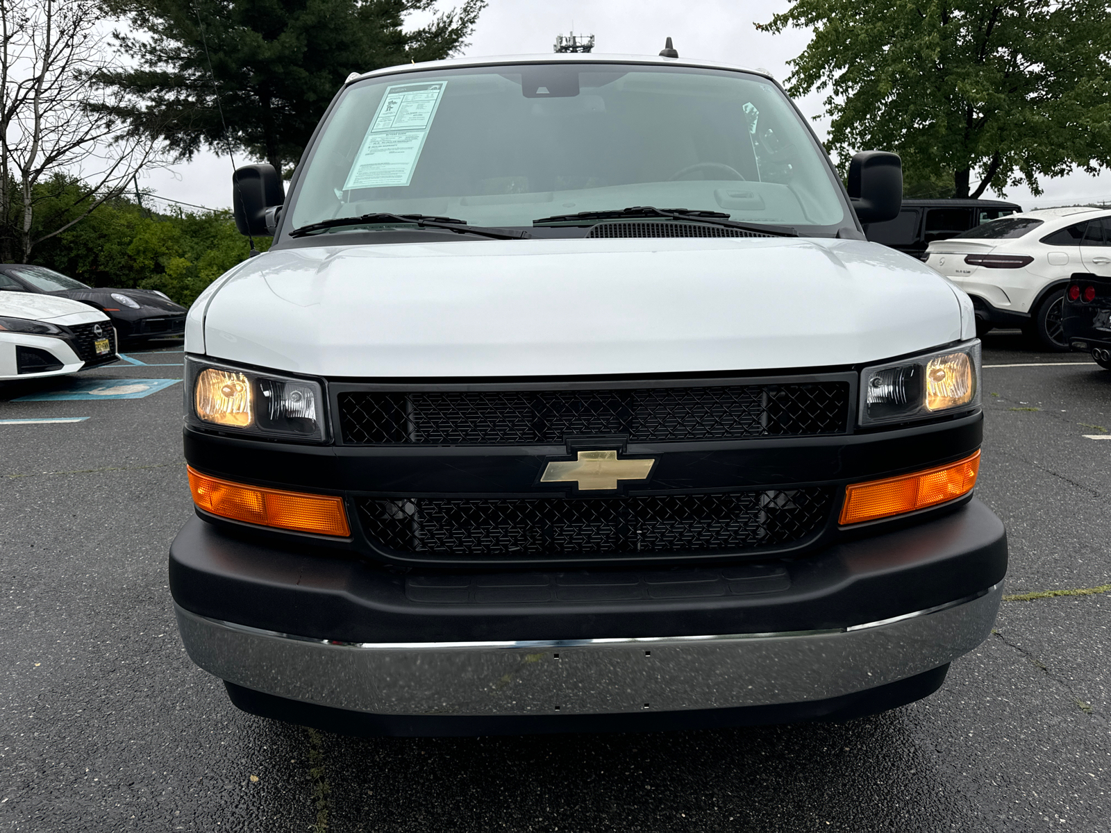 2019 Chevrolet Express 3500 Passenger LT Extended Van 3D 15