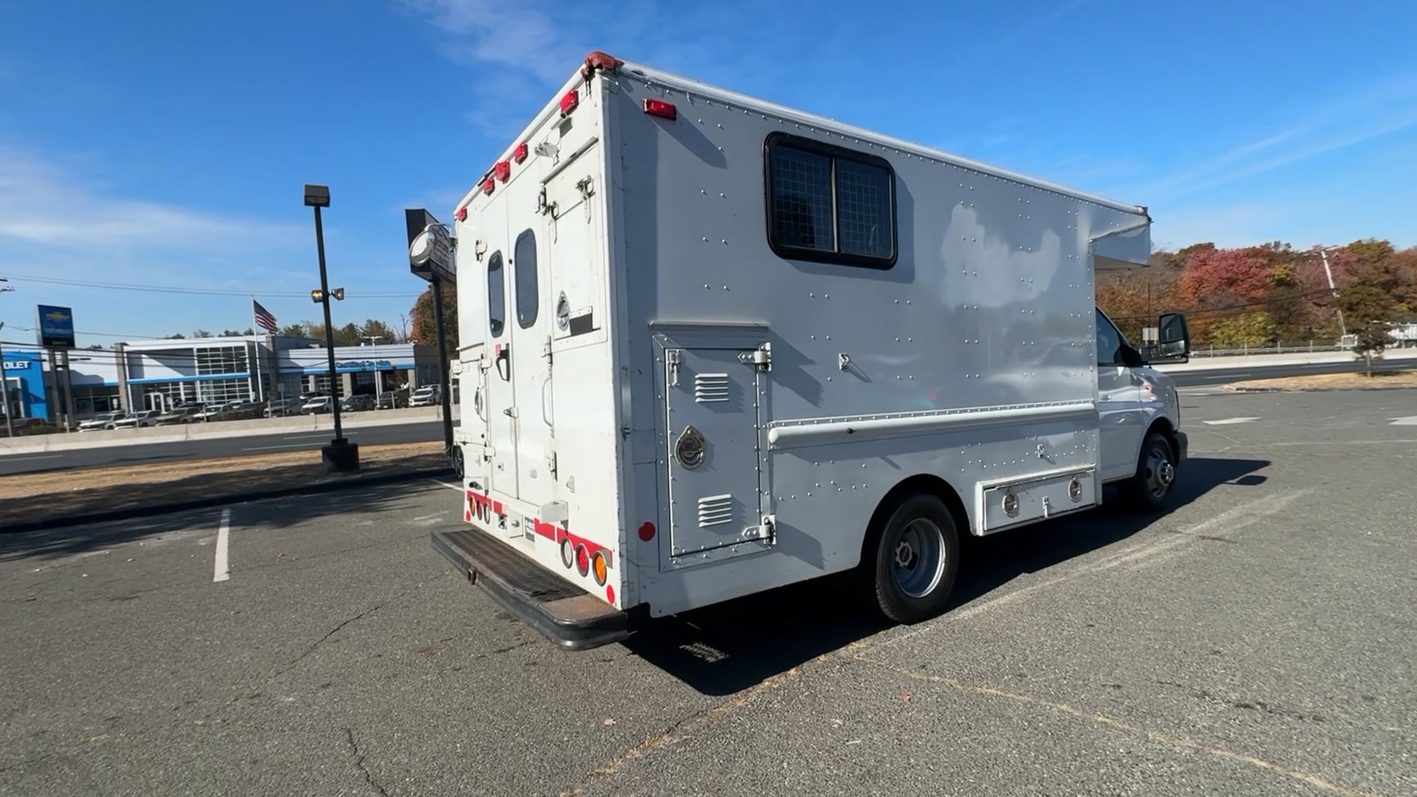 2007 GMC Savana Cutaway Cutaway Van 2D 10