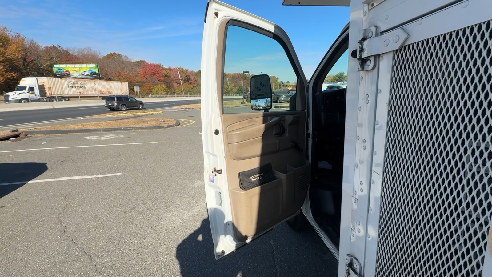 2007 GMC Savana Cutaway Cutaway Van 2D 30