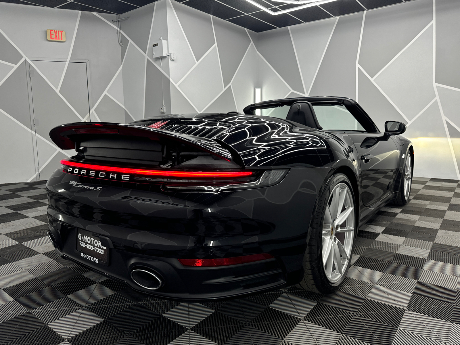 2022 Porsche 911 Carrera S Cabriolet 2D 13