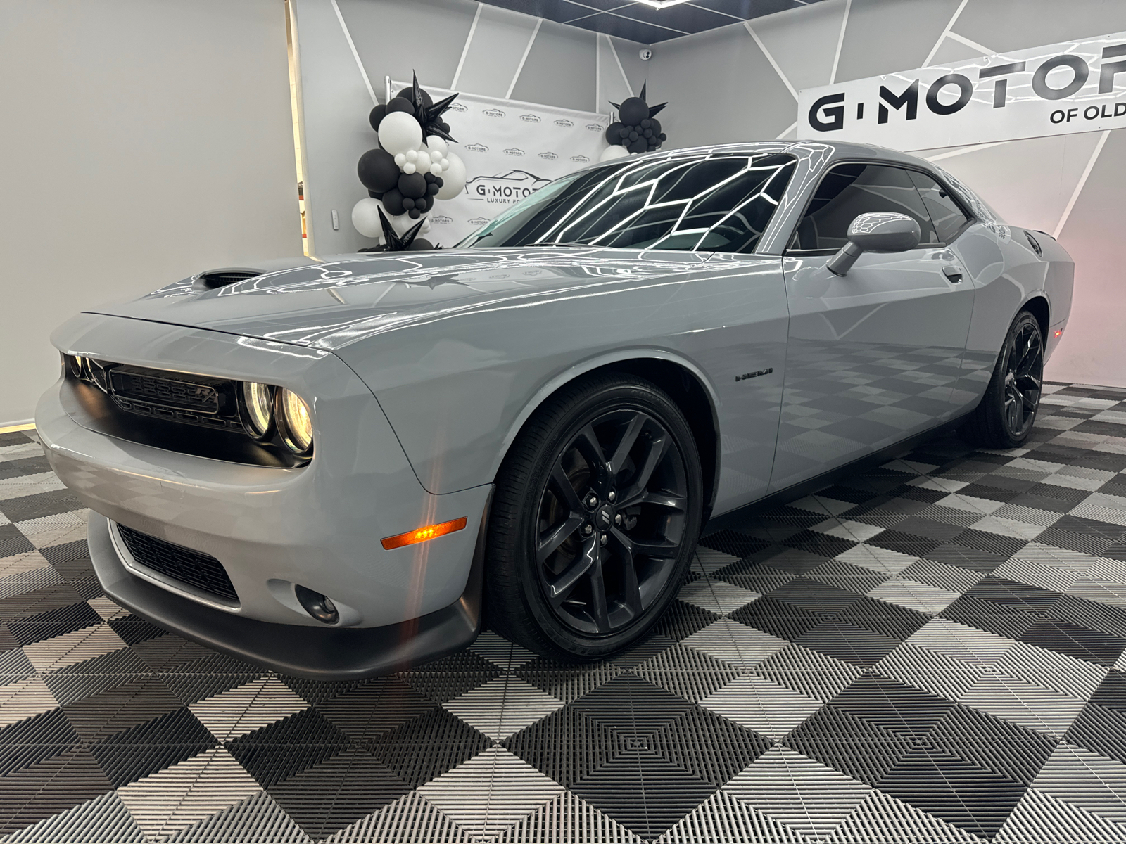 2020 Dodge Challenger R/T Coupe 2D 2