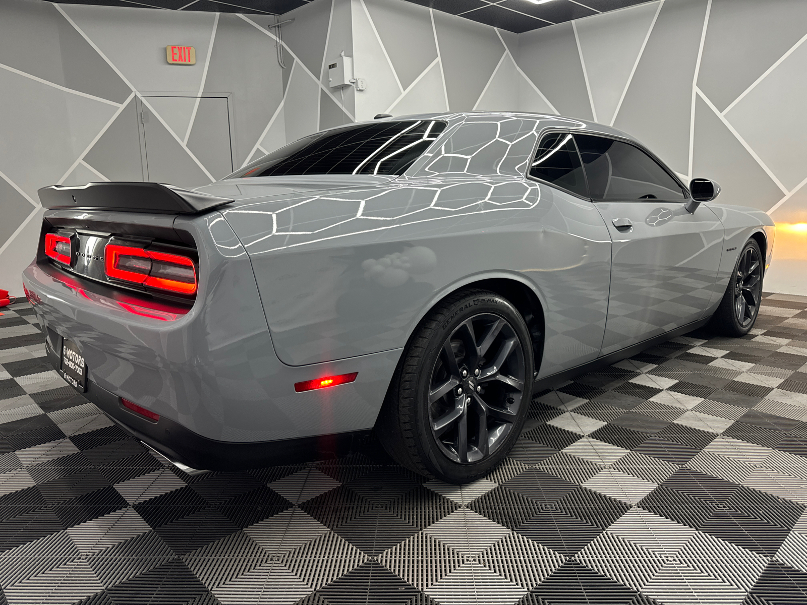 2020 Dodge Challenger R/T Coupe 2D 10