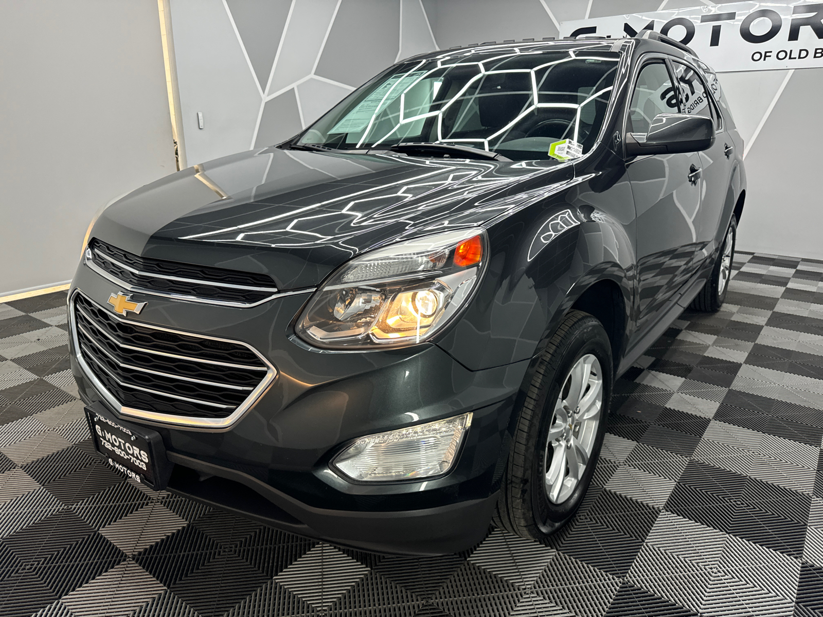 2017 Chevrolet Equinox LT Sport Utility 4D 17