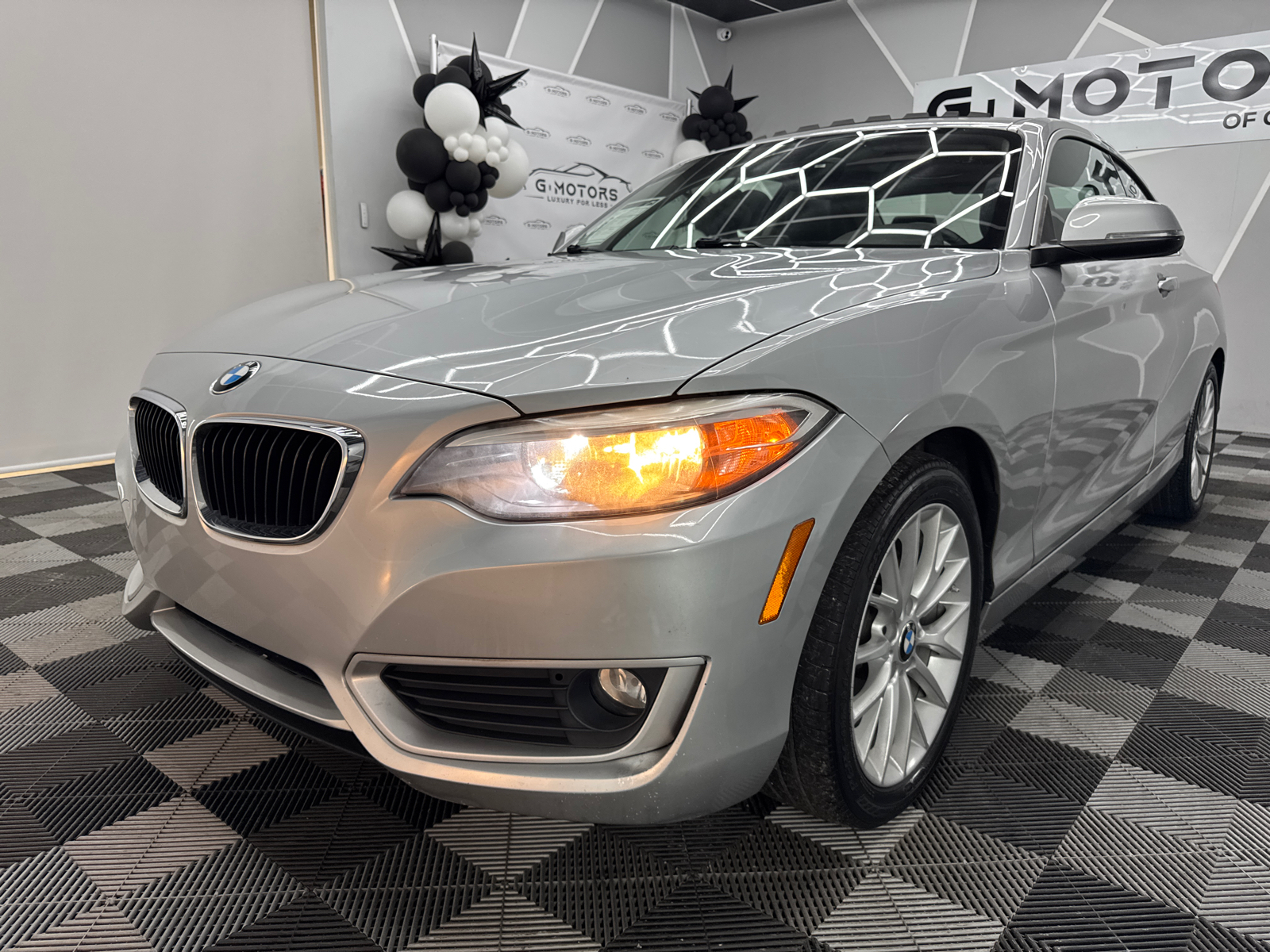 2015 BMW 2 Series 228i Coupe 2D 17