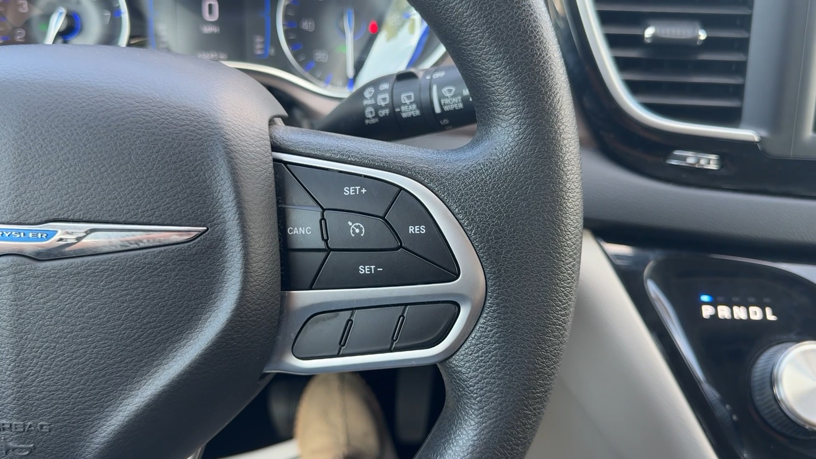 2018 Chrysler Pacifica Touring Plus Minivan 4D 54