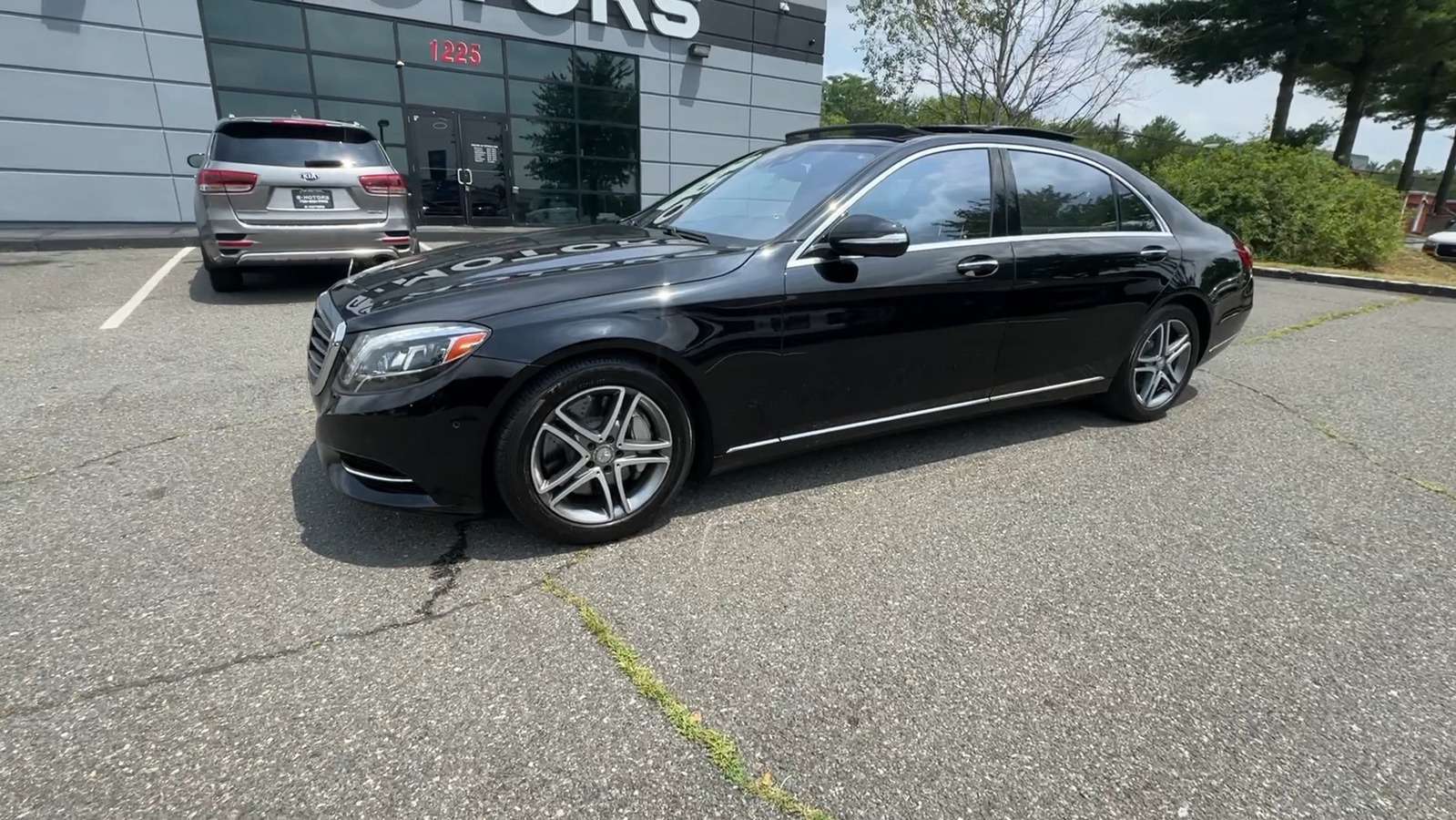 2016 Mercedes-Benz S-Class S 550 4MATIC Sedan 4D 3