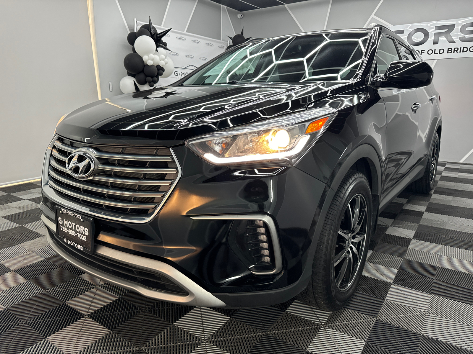 2018 Hyundai Santa Fe SE Sport Utility 4D 1