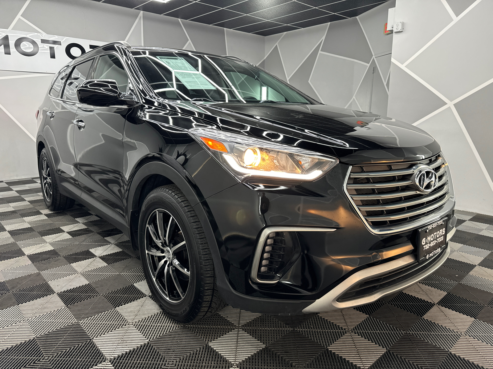 2018 Hyundai Santa Fe SE Sport Utility 4D 13