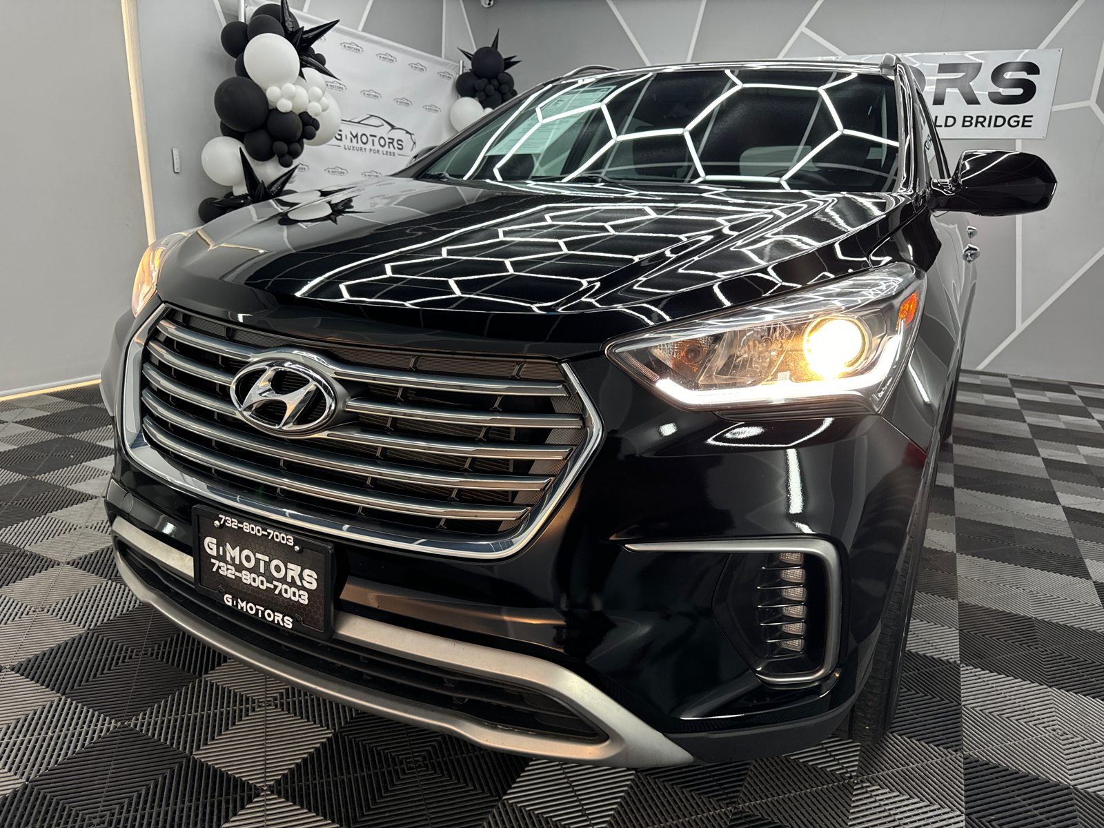 2018 Hyundai Santa Fe SE Sport Utility 4D 16