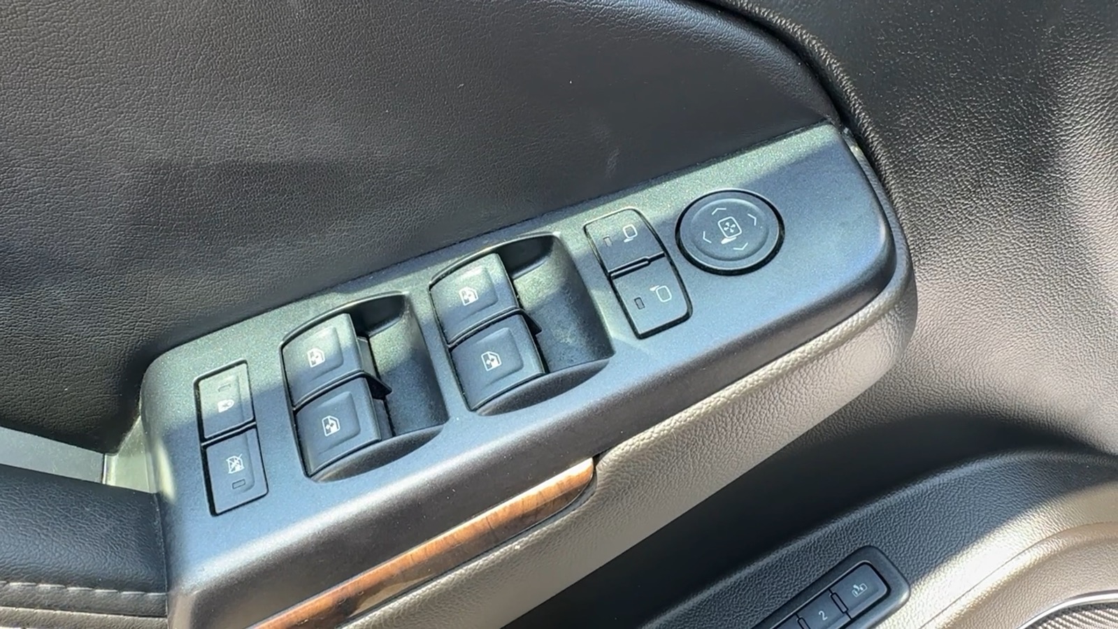 2018 Chevrolet Tahoe LT Sport Utility 4D 34