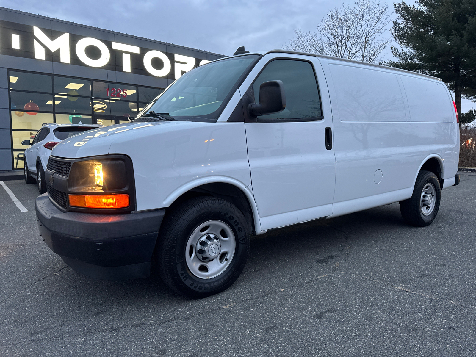 2017 Chevrolet Express 2500 Cargo Van 3D 2