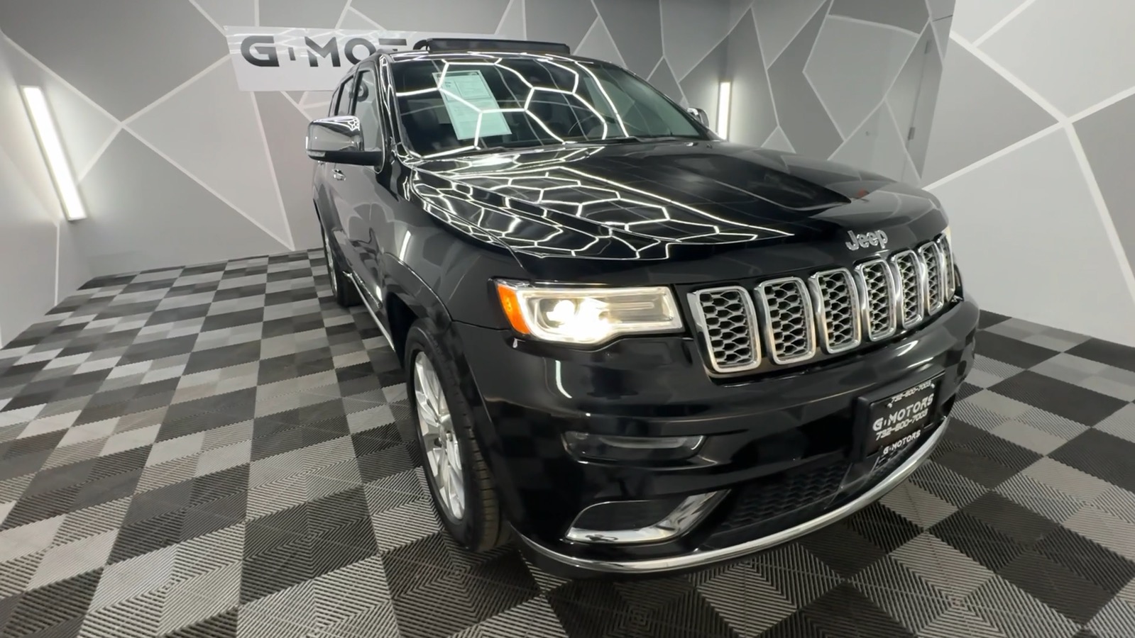 2020 Jeep Grand Cherokee Summit Sport Utility 4D 13