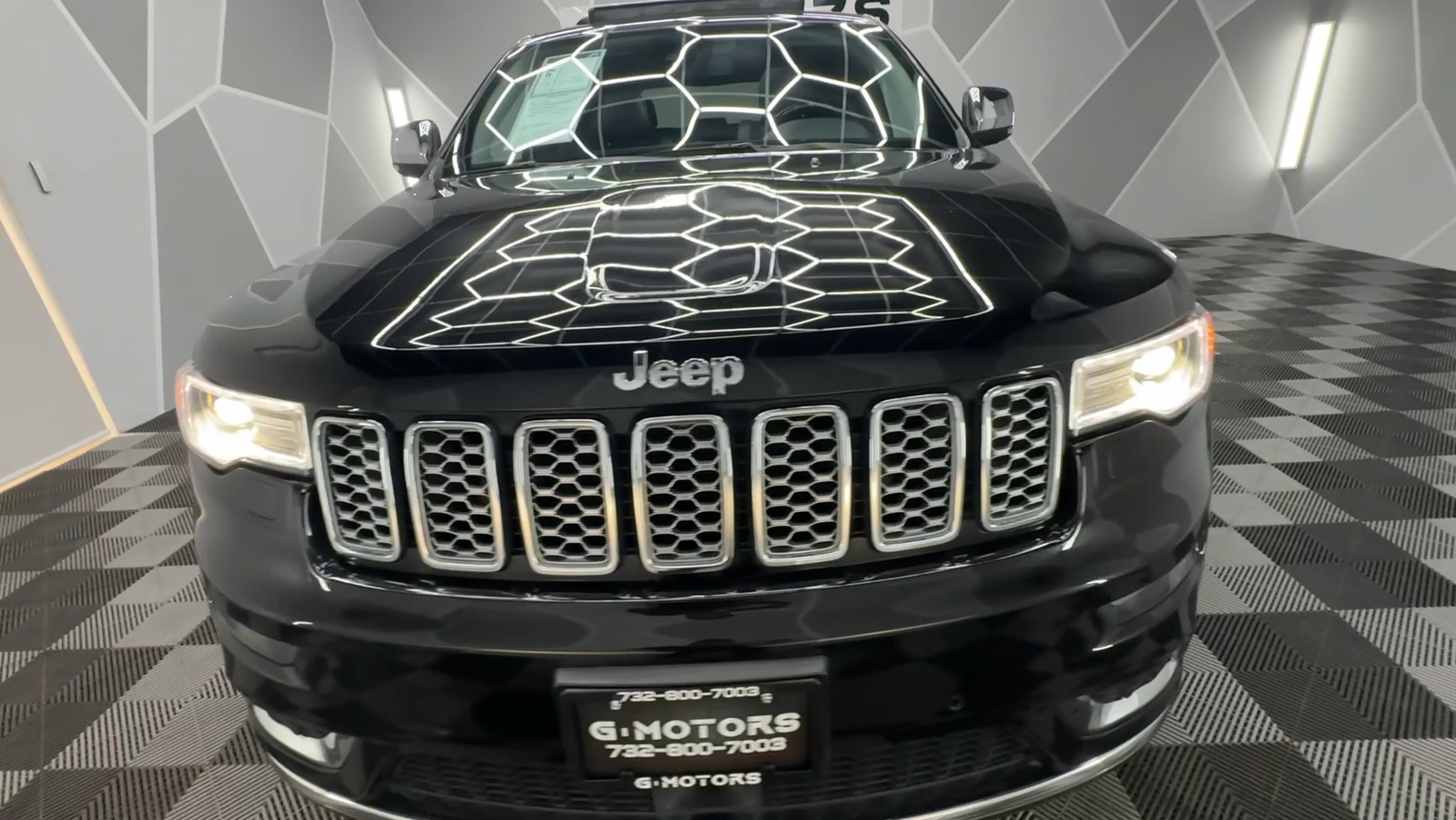 2020 Jeep Grand Cherokee Summit Sport Utility 4D 14