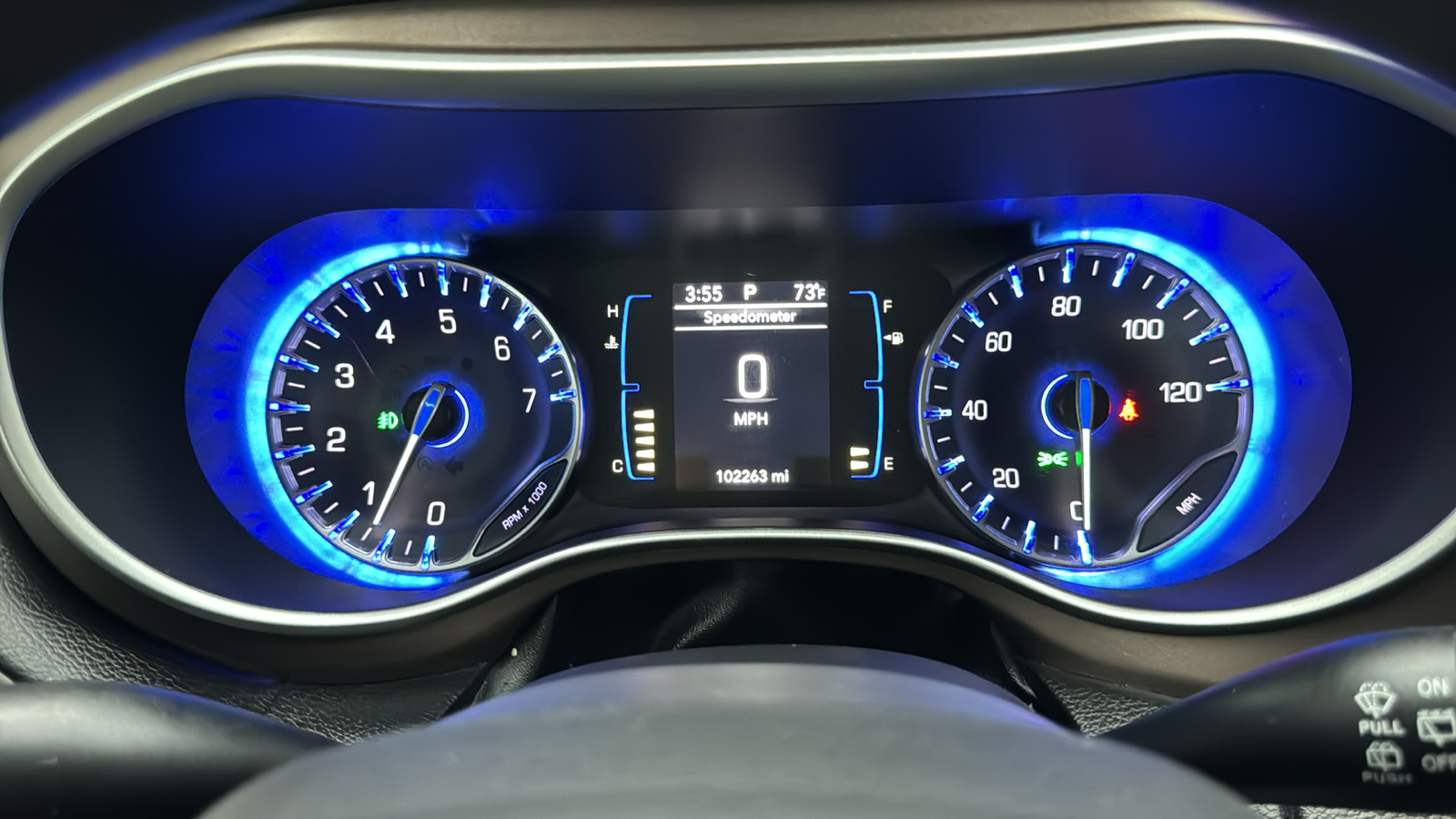 2018 Chrysler Pacifica Touring Plus Minivan 4D 39