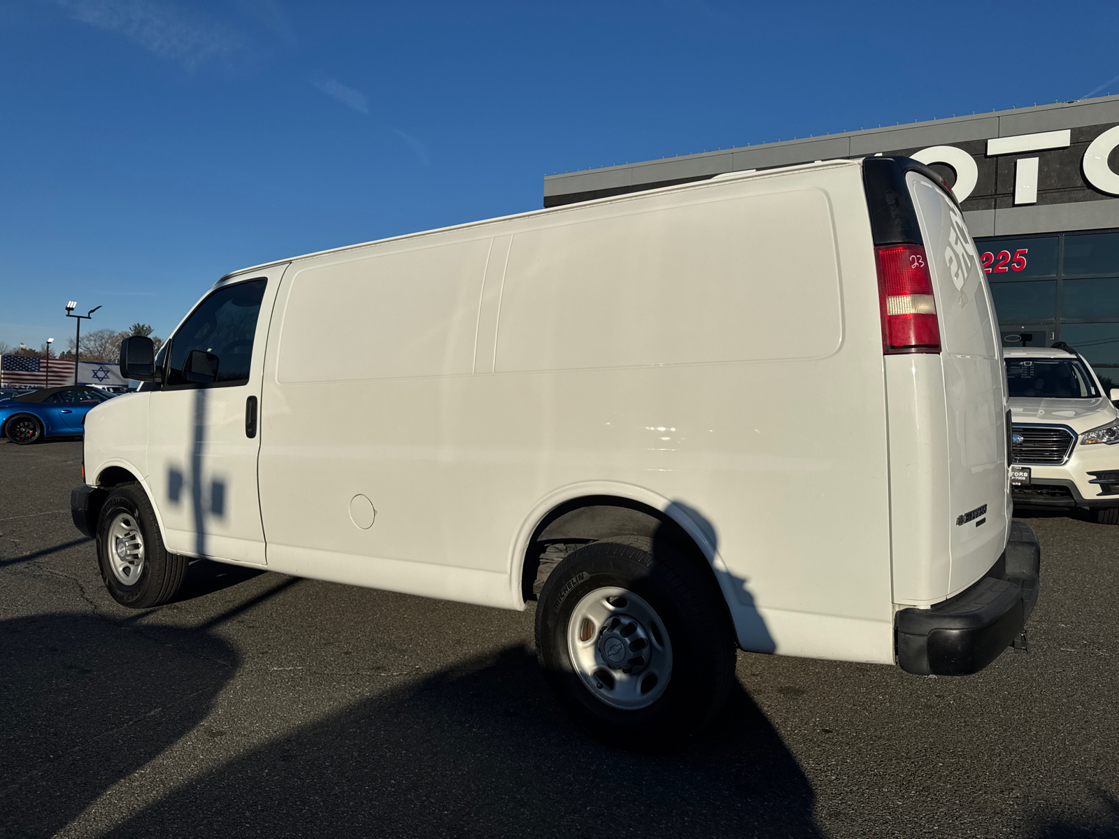 2016 Chevrolet Express 2500 Cargo Van 3D 4