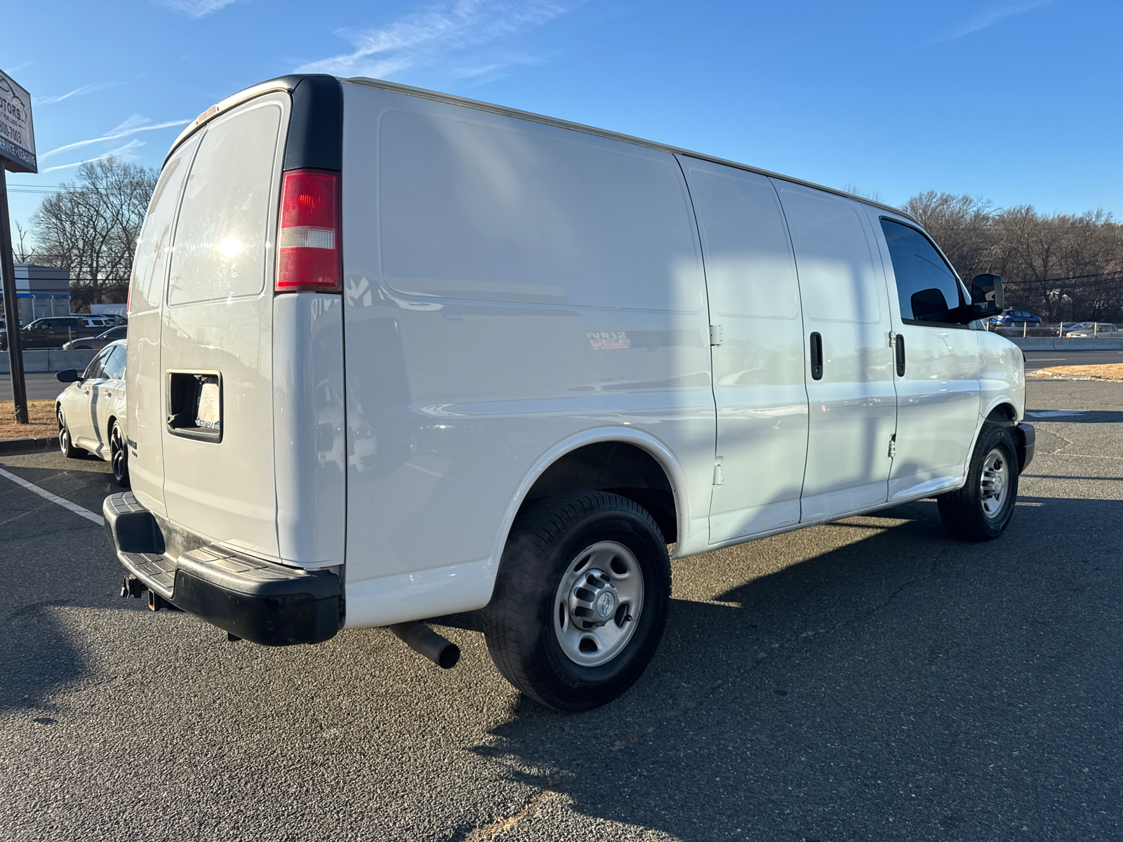 2016 Chevrolet Express 2500 Cargo Van 3D 10