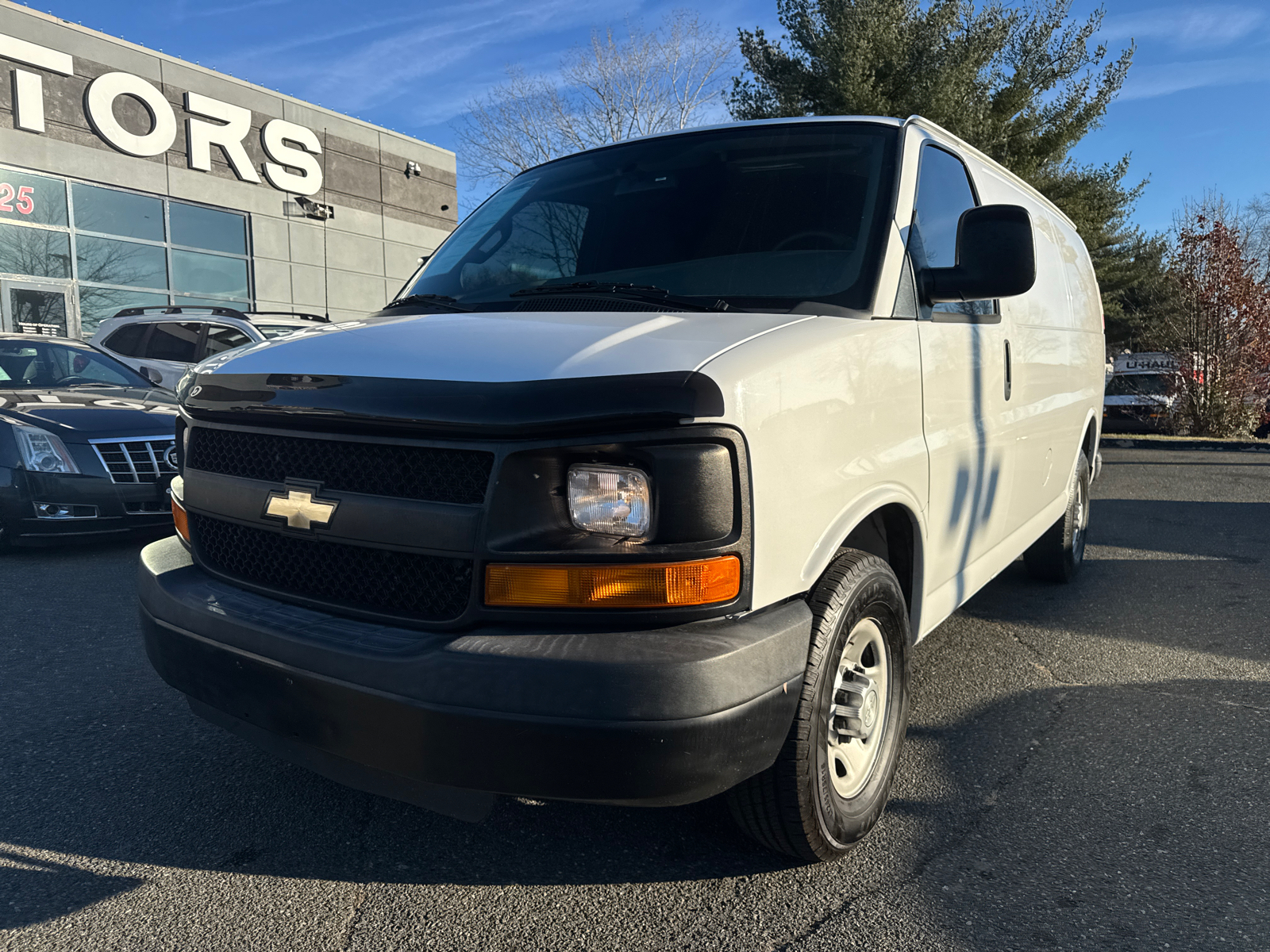 2016 Chevrolet Express 2500 Cargo Van 3D 17