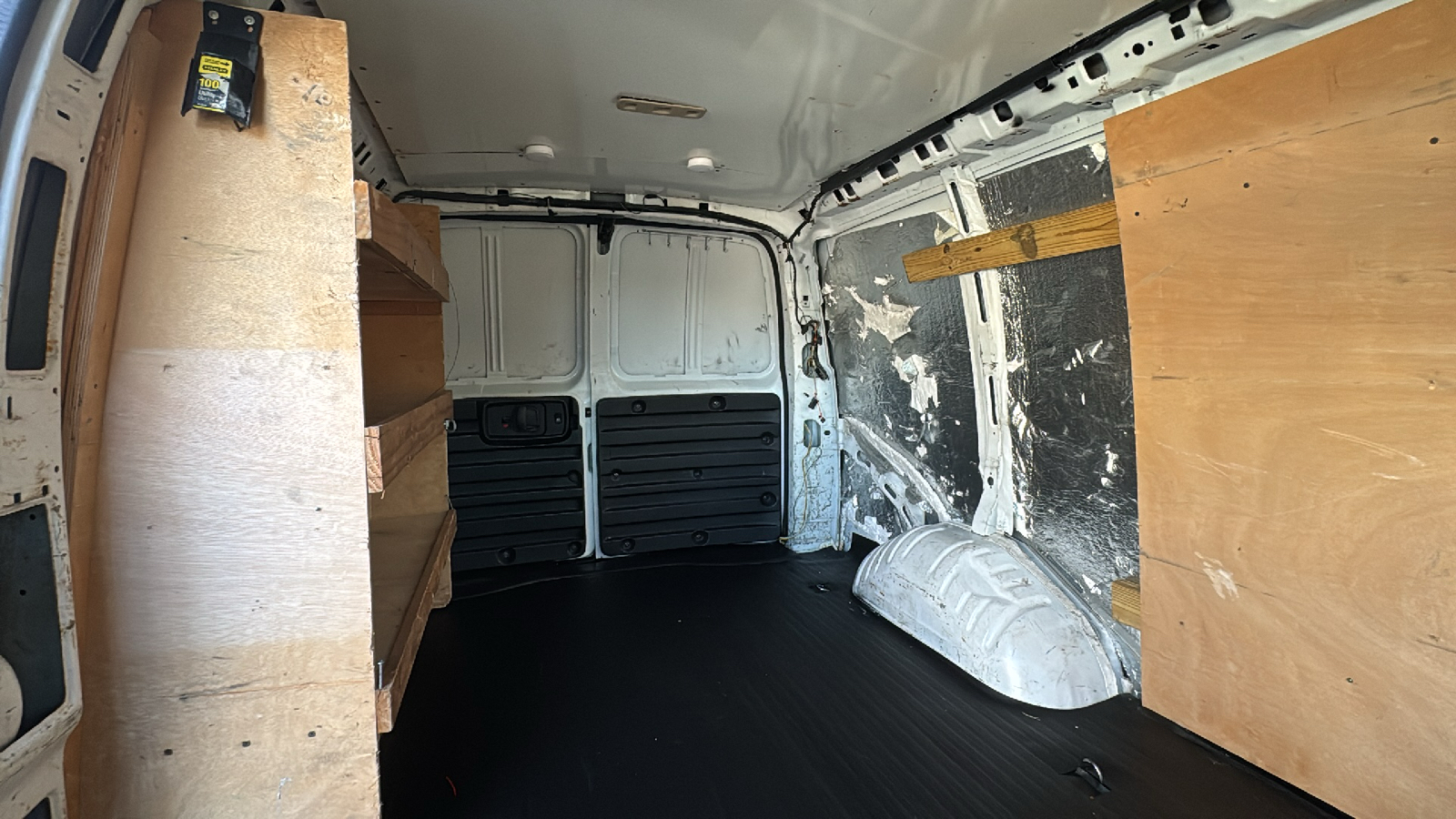 2016 Chevrolet Express 2500 Cargo Van 3D 29