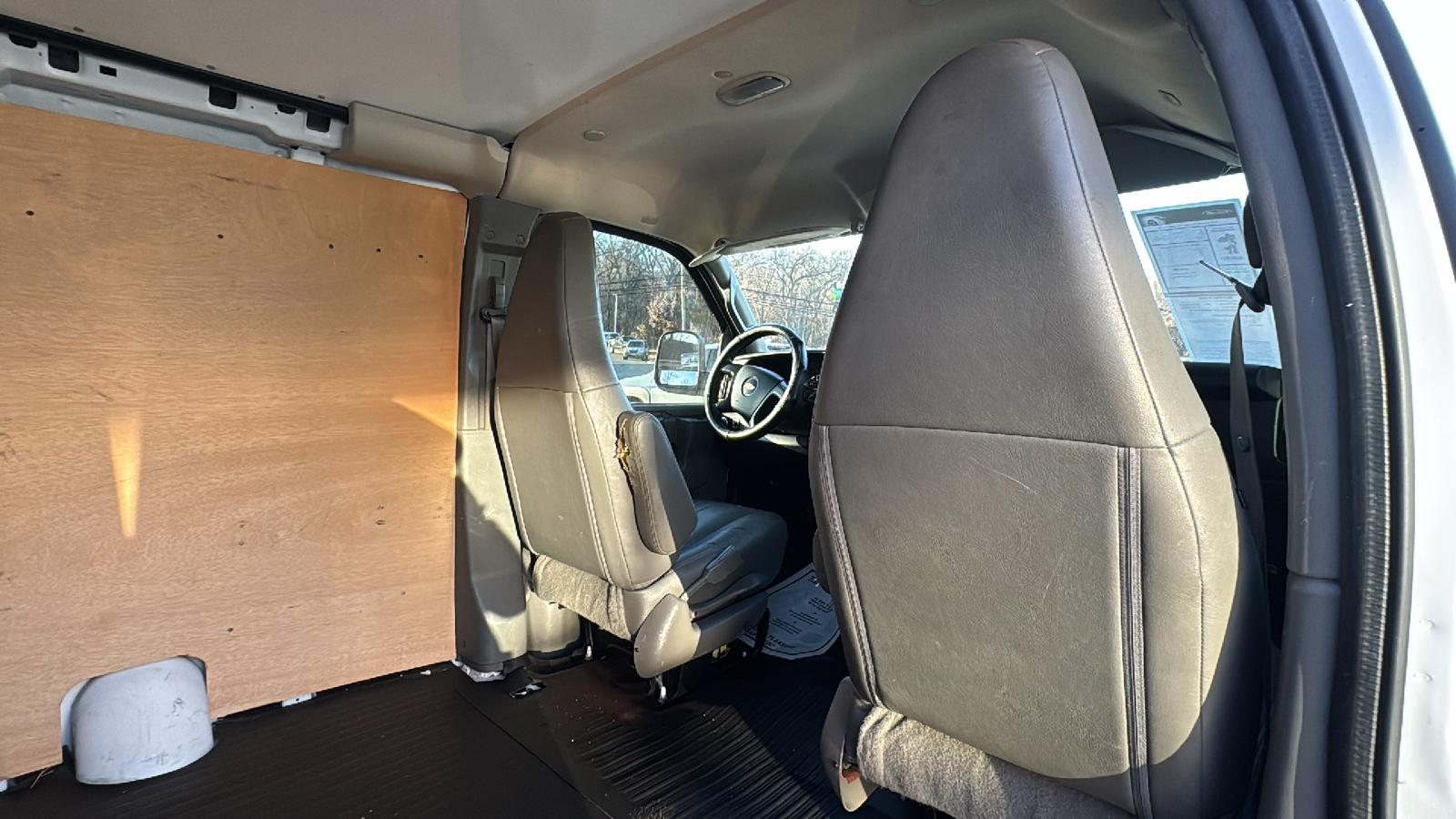 2016 Chevrolet Express 2500 Cargo Van 3D 30