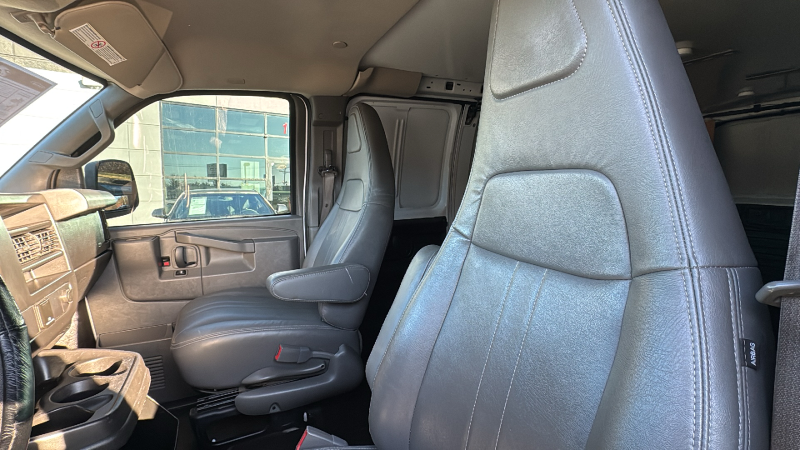 2016 Chevrolet Express 2500 Cargo Van 3D 37