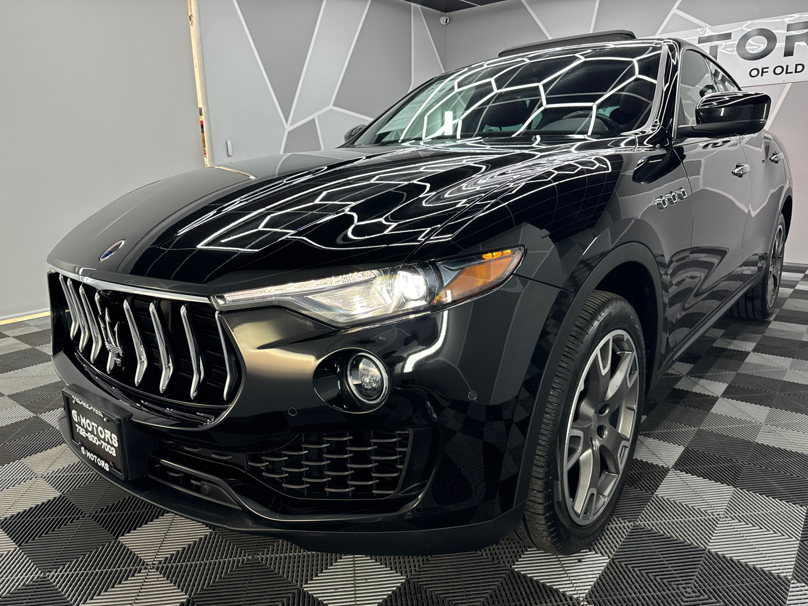 2018 Maserati Levante Sport Utility 4D 1