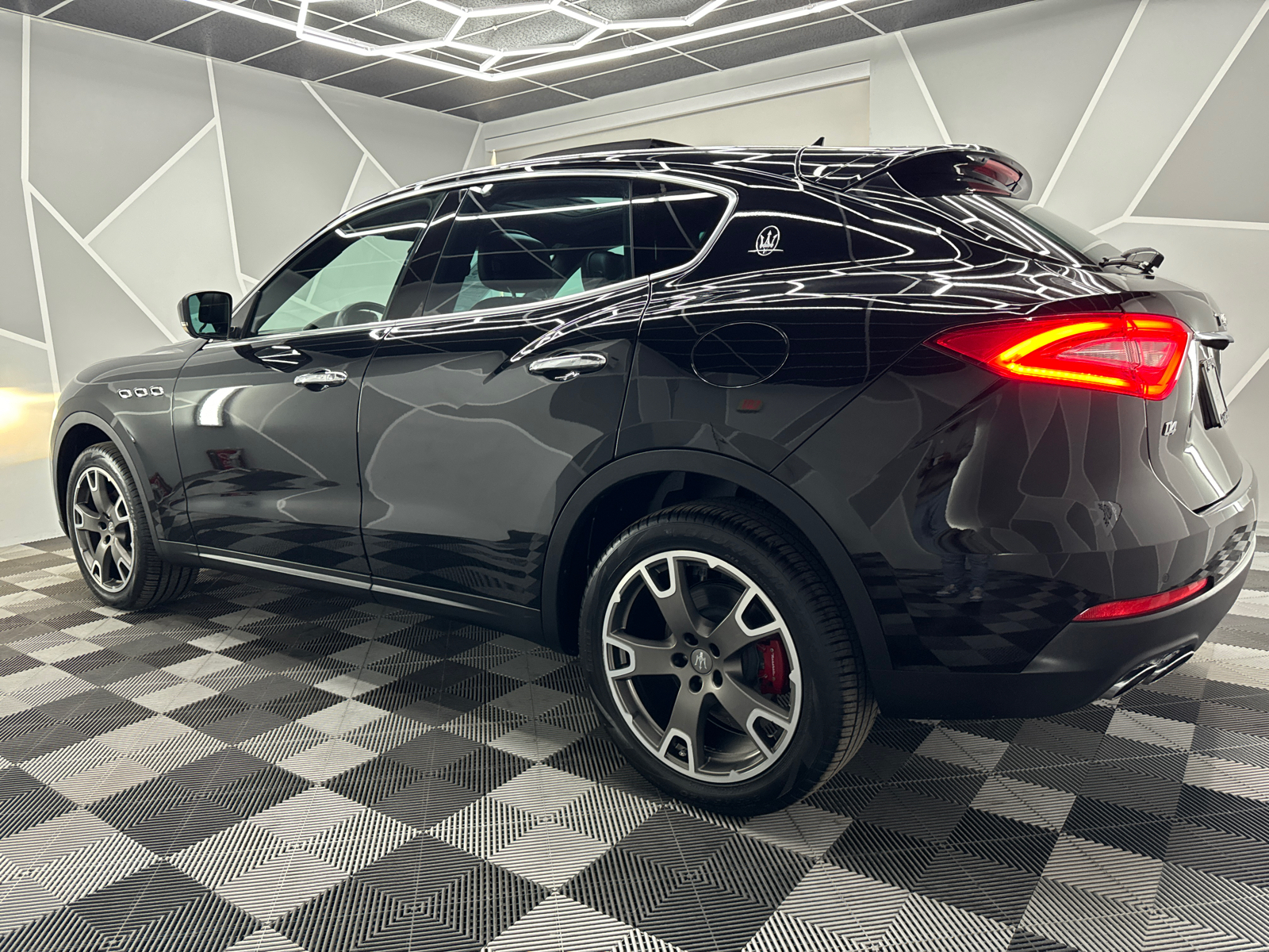 2018 Maserati Levante Sport Utility 4D 4