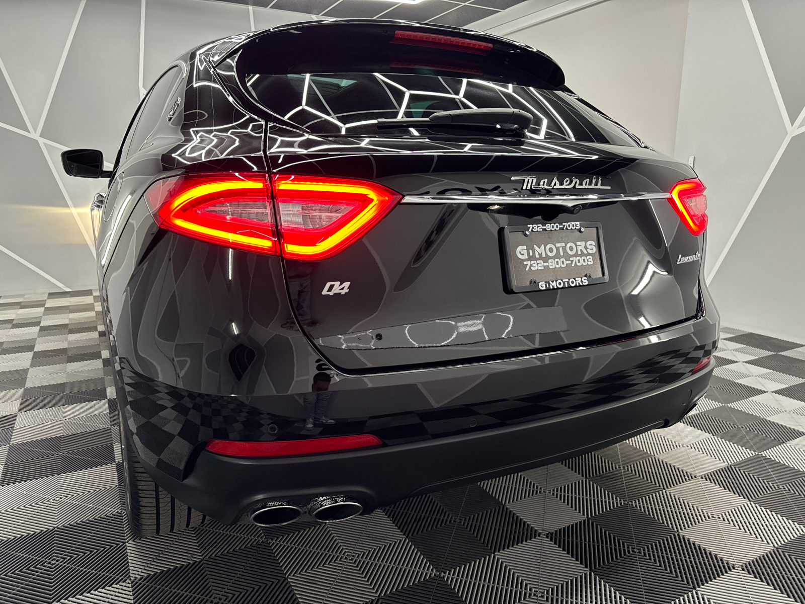 2018 Maserati Levante Sport Utility 4D 6