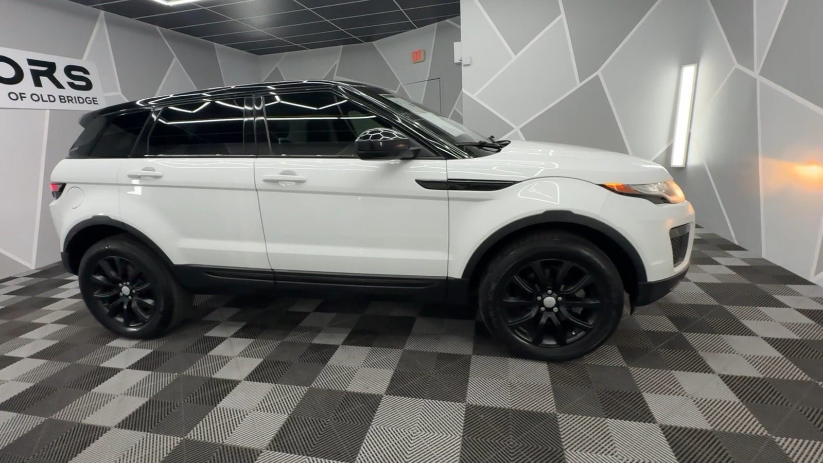 2018 Land Rover Range Rover Evoque SE Sport Utility 4D 13