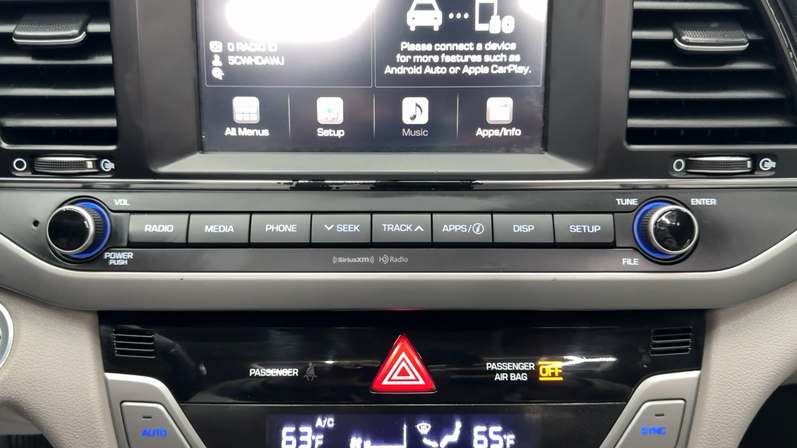 2018 Hyundai Elantra SEL Sedan 4D 48